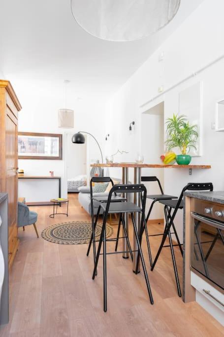 L'elegant Lumineux Ancien Couvent Apartment Marseille